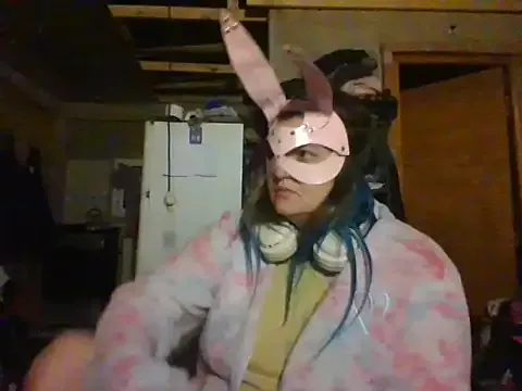 Madolina from StripChat is Freechat