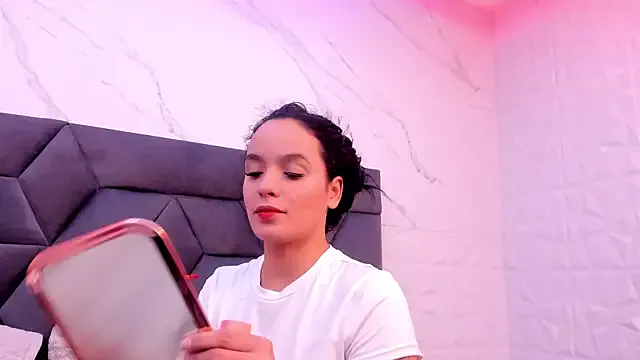 Girls: try live performances with matured performers, from dancing to quirks, in a variety of beautiful sex cams.