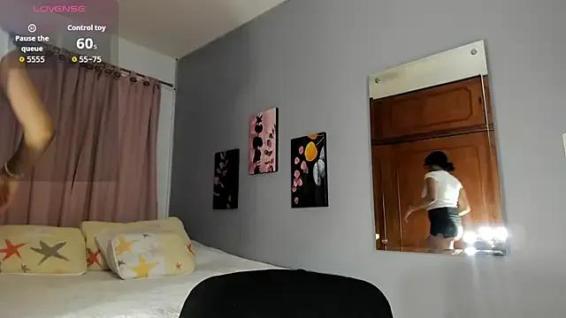 Maia_W10 from StripChat