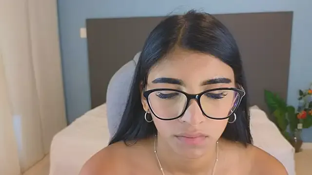 maiaa_ruiz from StripChat is Freechat