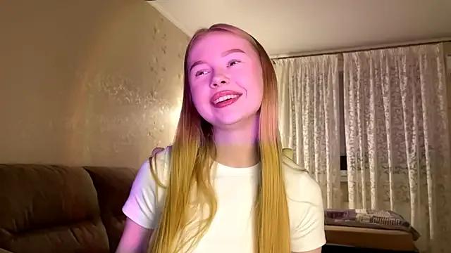 MalindaFonteno from StripChat is Freechat