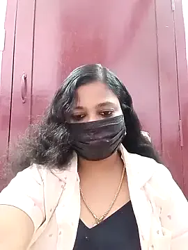 Mandhra28 from StripChat is Freechat