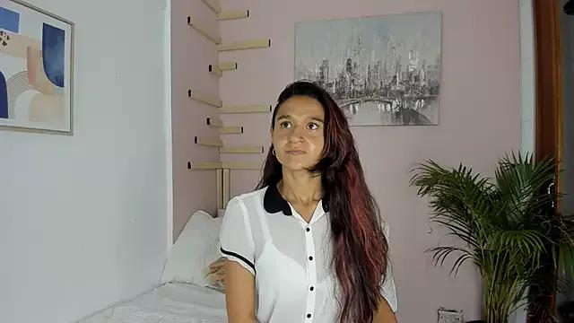 Maraiah_petit from StripChat