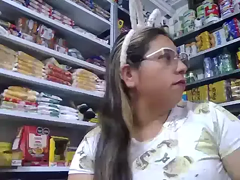 marcelaxxxl from StripChat is Freechat