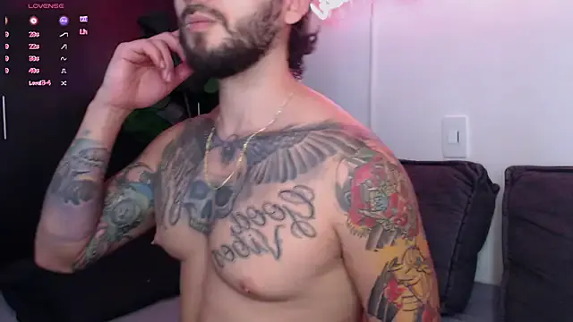 marco_allison43 from StripChat is Freechat