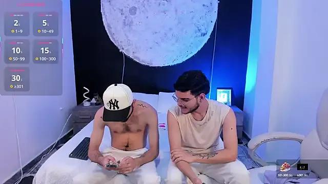 marcoAndMathew from StripChat is Freechat