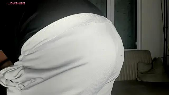 MarcusSophie from StripChat is Freechat