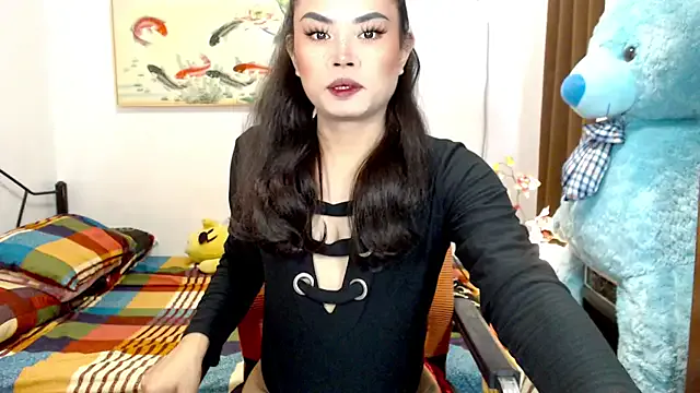 Margalicious69 from StripChat