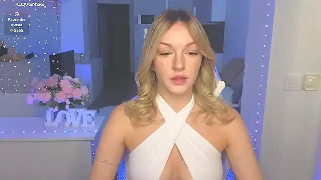 MargaretSweet1 from StripChat is Freechat