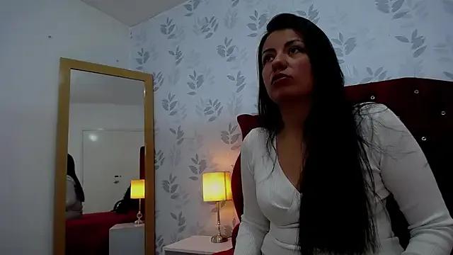 MargarettCooper from StripChat is Freechat