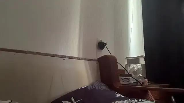 MargarettNewbie from StripChat is Freechat