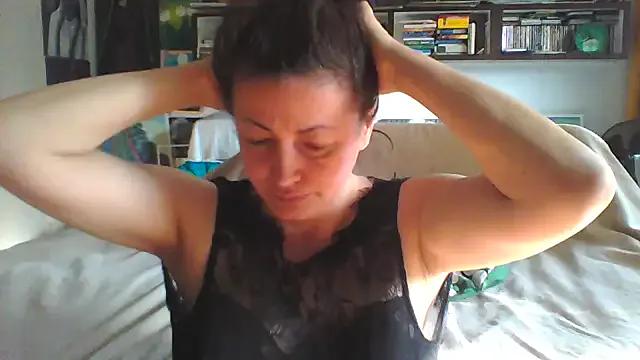 MariaAnaSunshine from StripChat is Freechat