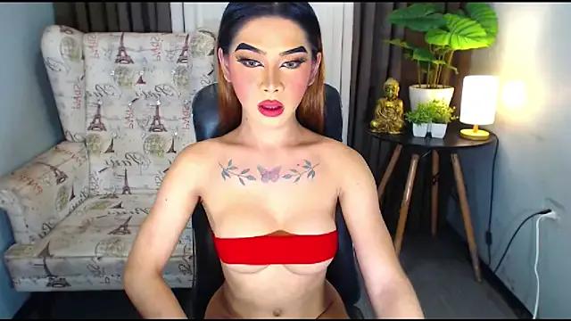 MariaLucyJasminx from StripChat is Freechat