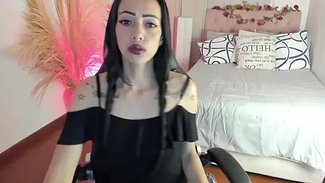 Mariam_Lopez__ from StripChat is Freechat