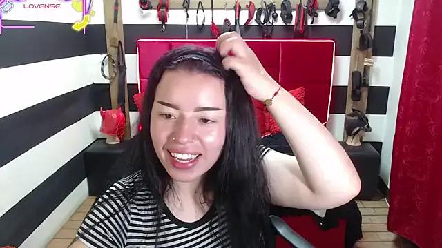 Girls: try live performances with matured performers, from dancing to quirks, in a variety of beautiful sex cams.