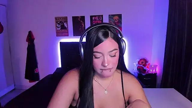 Mariana_Hasper_ from StripChat is Freechat