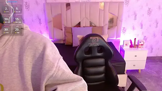 MARIANA_TAY1 from StripChat is Freechat