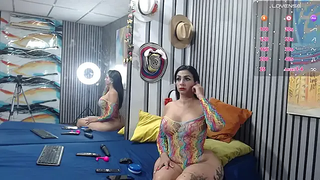 Marianabigass from StripChat is Freechat