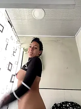 Marianahb-e from StripChat is Freechat