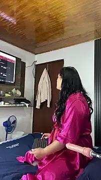 Marianasmitt from StripChat is Freechat