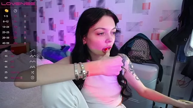 Girls: try live performances with matured performers, from dancing to quirks, in a variety of beautiful sex cams.