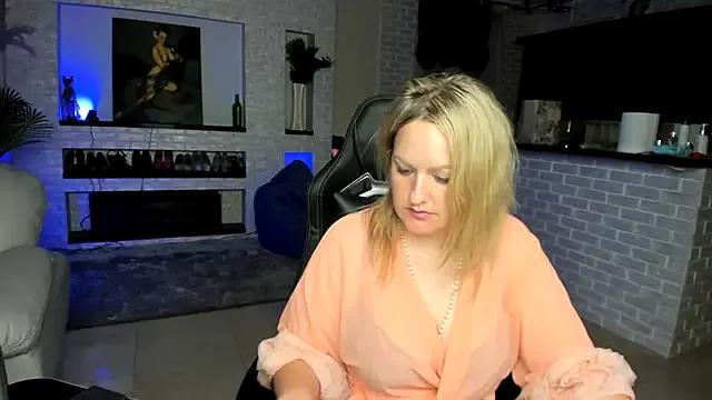Girls: try live performances with matured performers, from dancing to quirks, in a variety of beautiful sex cams.