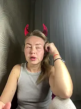 MartaLuna_ from StripChat is Freechat