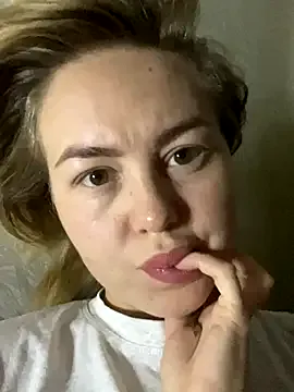 MartaLuna_ from StripChat is Freechat