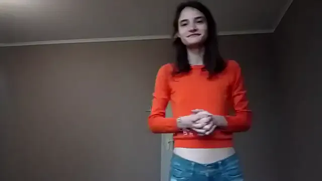 MartiCarolina from StripChat is Freechat