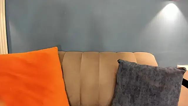 MartinaBlakees from StripChat is Freechat