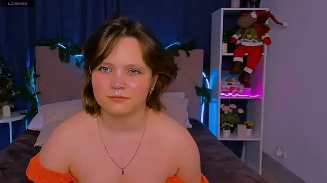 Mary_Bryantt from StripChat