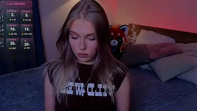 Girls: try live performances with matured performers, from dancing to quirks, in a variety of beautiful sex cams.