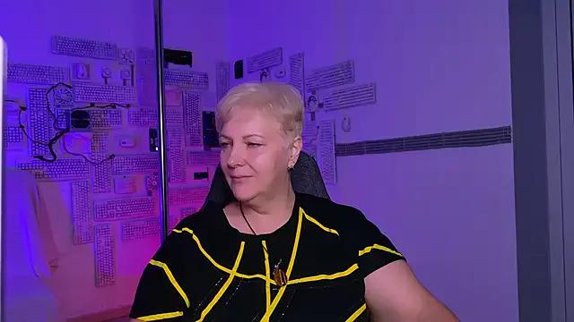 MaryMogan from StripChat is Freechat