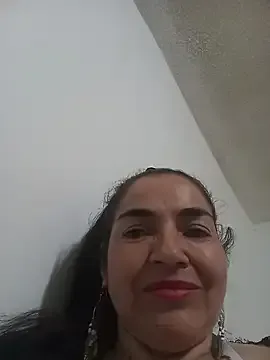 MaryRoze_ from StripChat is Freechat