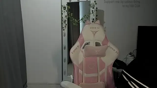 MashkaRay from StripChat