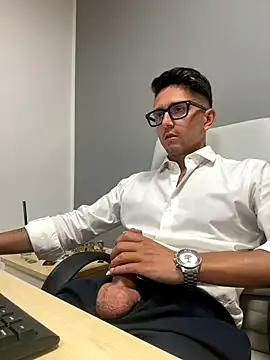 masterboss_ from StripChat is Freechat
