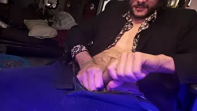 MasterDaddyCool from StripChat is Freechat