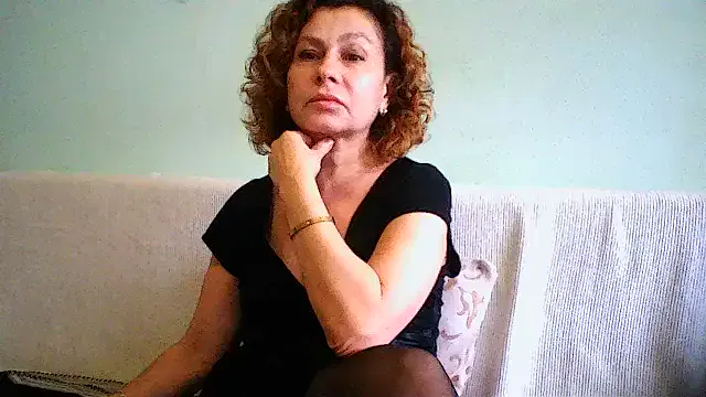 Mat_Elenore from StripChat is Freechat