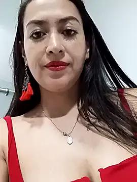 Mature_julianaa from StripChat is Freechat