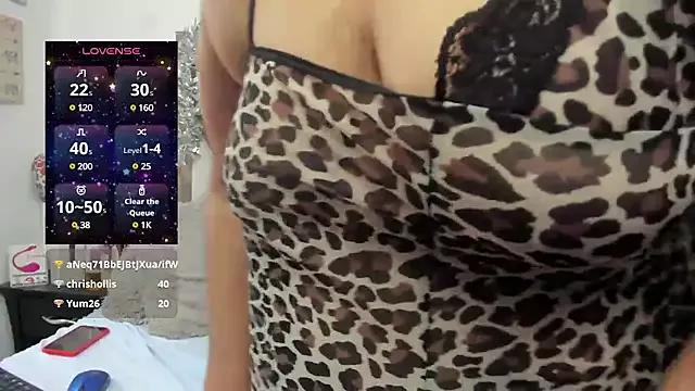 Girls: try live performances with matured performers, from dancing to quirks, in a variety of beautiful sex cams.