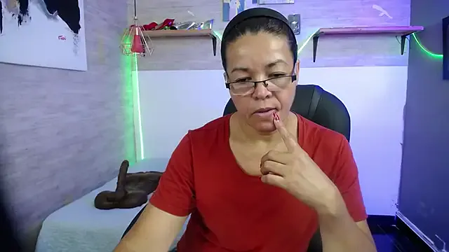 Girls: try live performances with matured performers, from dancing to quirks, in a variety of beautiful sex cams.