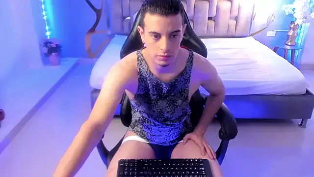 Maximo__ from StripChat