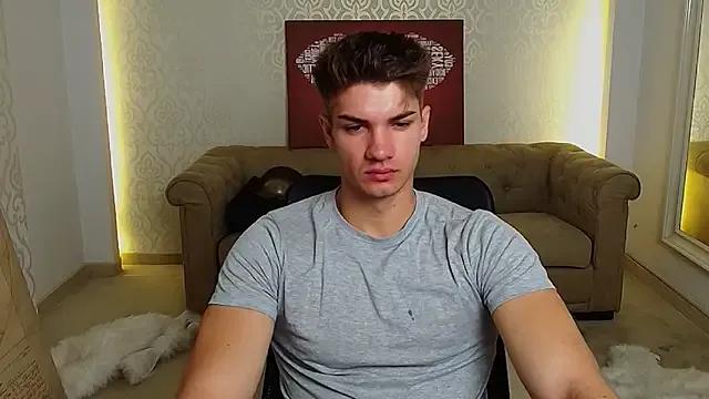 MaxKaiden from StripChat is Freechat