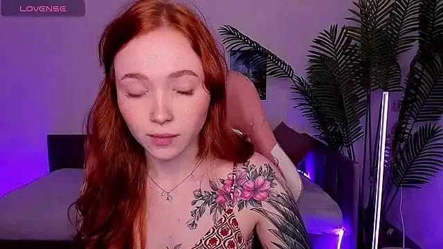 Maya_Light from StripChat is Freechat