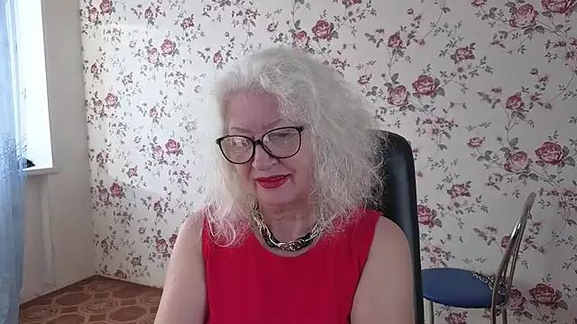 Maya_Mayflower from StripChat is Freechat