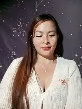 Mayly-sexy from StripChat is Freechat