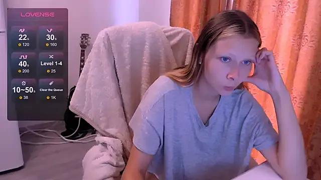 Meek_cutie from StripChat