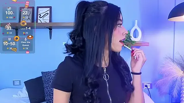 Megan_Ritz from StripChat is Freechat