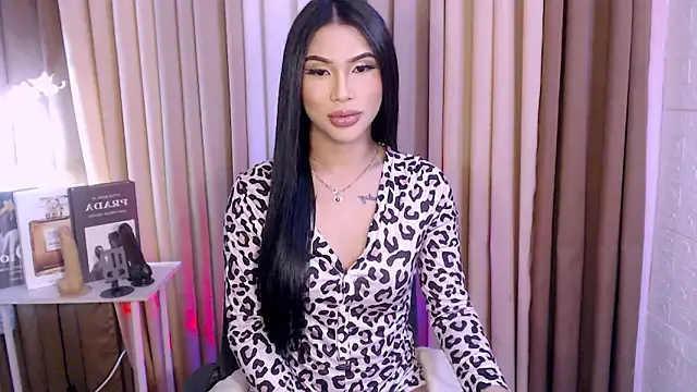 Megan_sativa from StripChat is Freechat