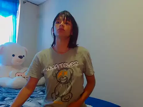 Girls: try live performances with matured performers, from dancing to quirks, in a variety of beautiful sex cams.